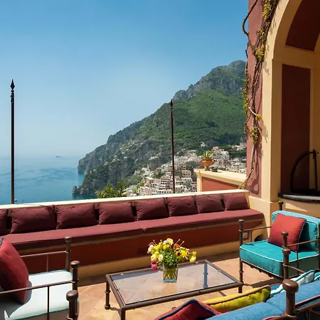 - Palazzo Santa Croce Positano