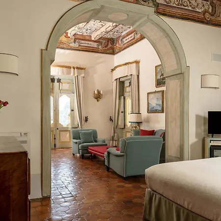 - Palazzo Santa Croce Villa